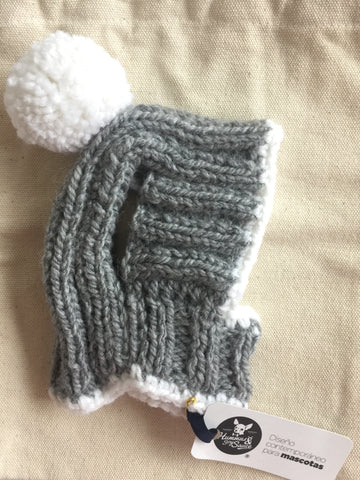 Knitted Hat in Grey